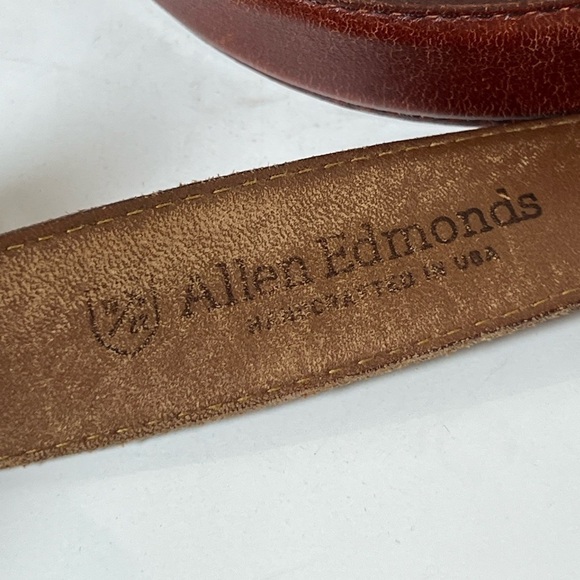Allen Edmonds Made in USA 42W Classic Brown Leather Belt with Brass Buckle - Picture 7 of 11